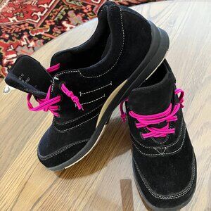 Columbia tennis shoes